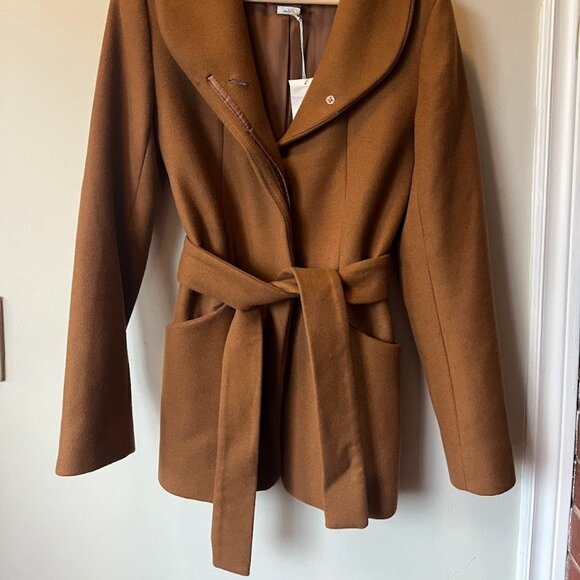 Wilfred wool/cashmere coat with belt. Brown. Size small. - Picture 2 of 10